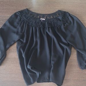 Lace Mid-Sleeve Top